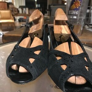 Van Eli Peep Toe Slingback Shoes. 10M EUC